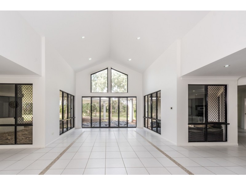 30 Royal Boulevard, Moore Park Beach QLD 4670