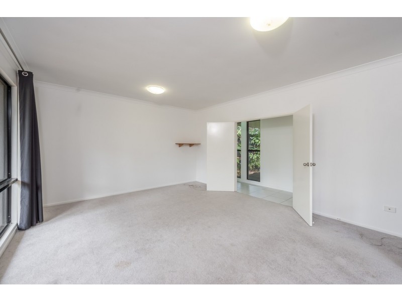 30 Royal Boulevard, Moore Park Beach QLD 4670