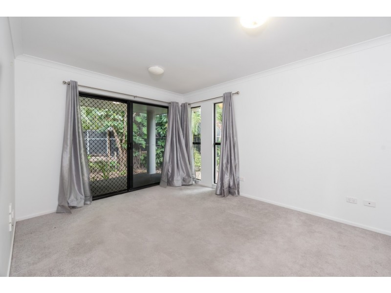 30 Royal Boulevard, Moore Park Beach QLD 4670