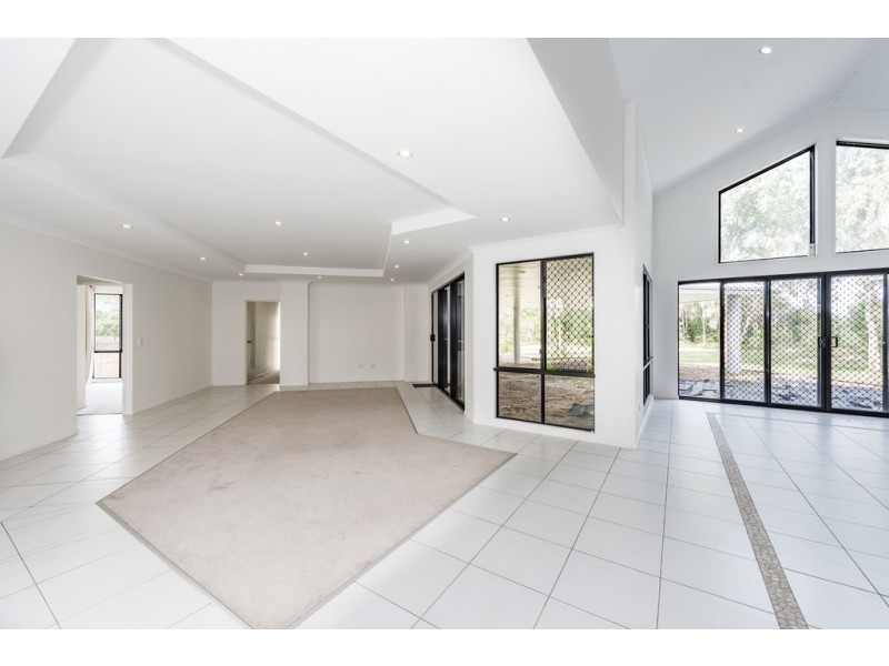 30 Royal Boulevard, Moore Park Beach QLD 4670