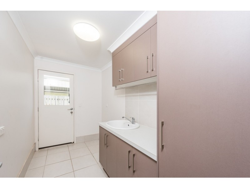 4 Lomandra Drive, Ashfield QLD 4670