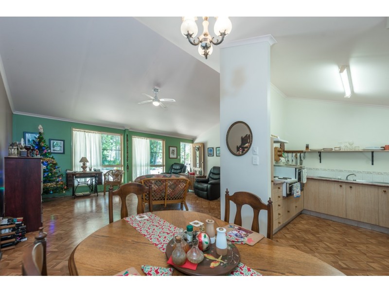 26 Kingfisher Crescent, Moore Park Beach QLD 4670