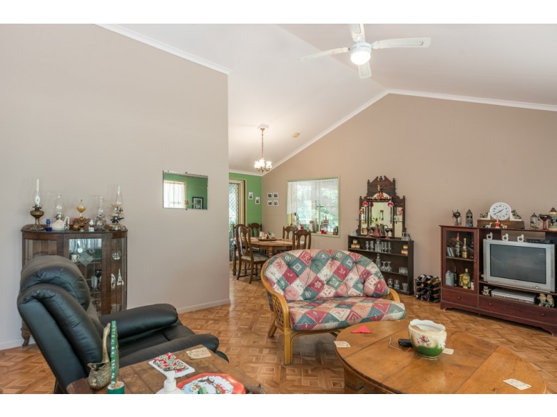 26 Kingfisher Crescent, Moore Park Beach QLD 4670