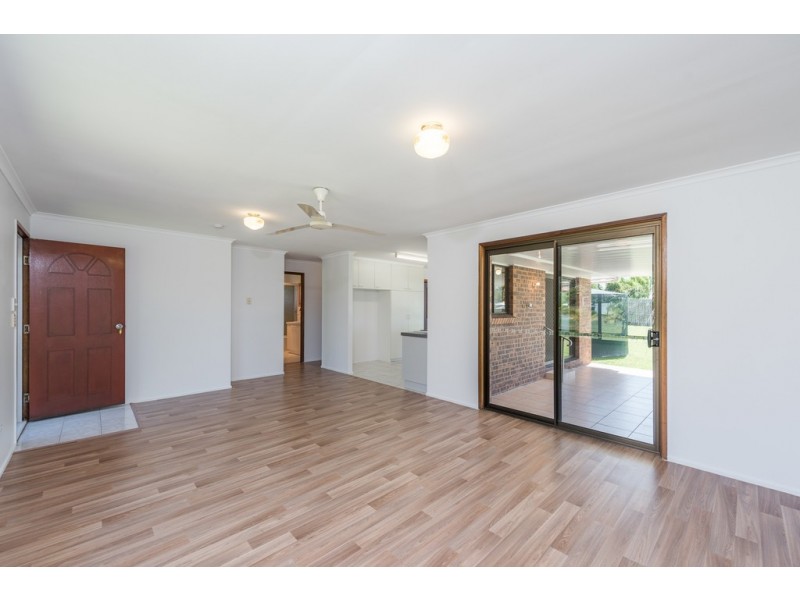 11 Blackall Street, Avondale QLD 4670