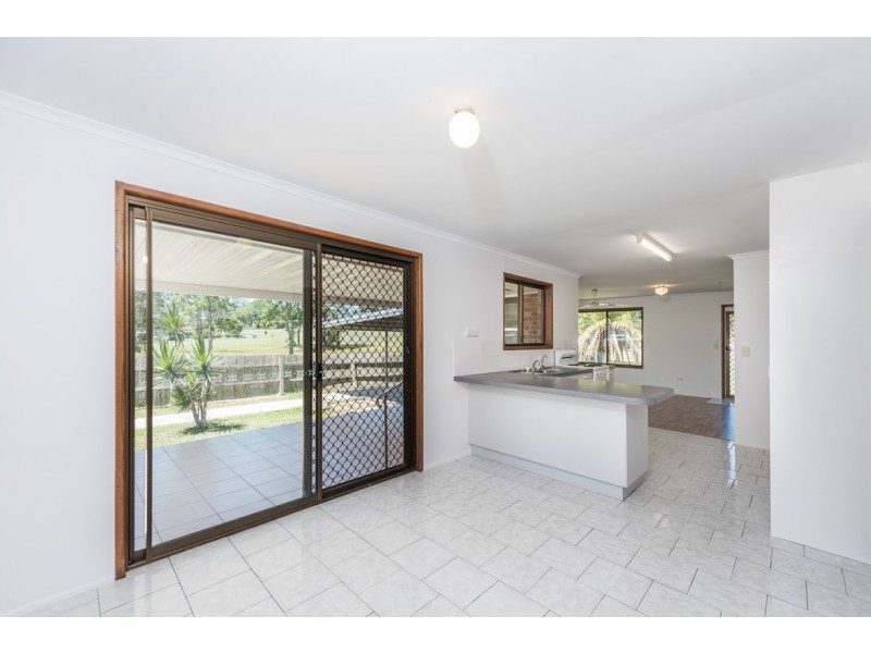 11 Blackall Street, Avondale QLD 4670