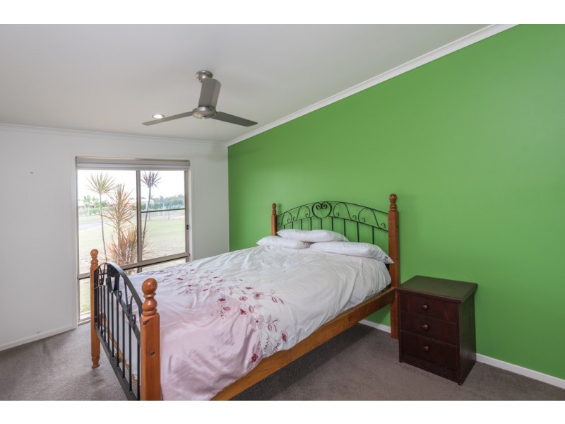 27 Yalla Lane, Redridge QLD 4660