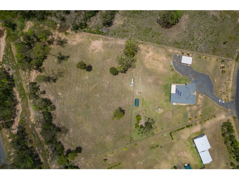 27 Yalla Lane, Redridge QLD 4660