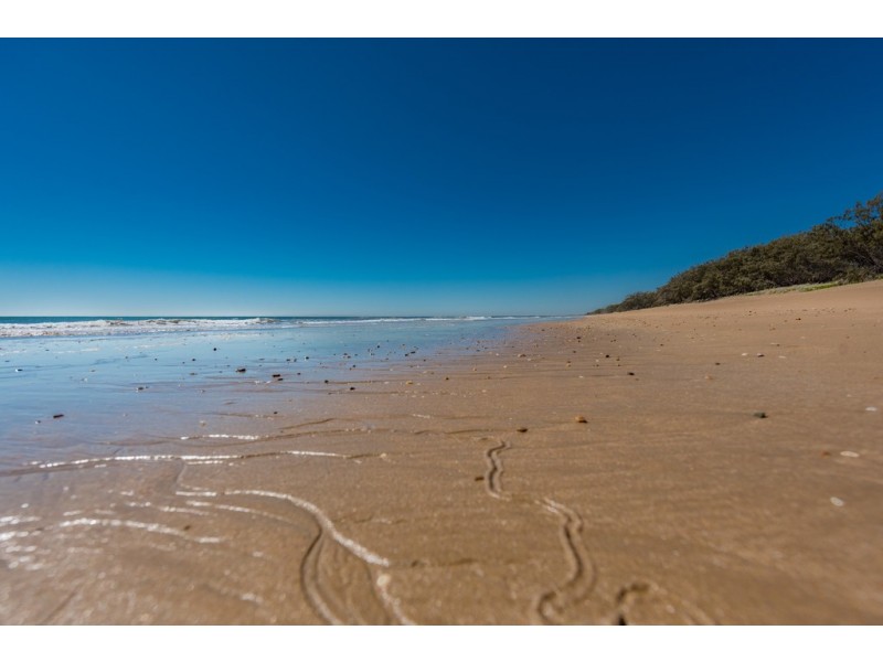 94 Sylvan Drive, Moore Park Beach QLD 4670