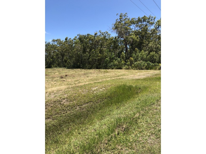 10 Hannah Court, Moore Park Beach QLD 4670