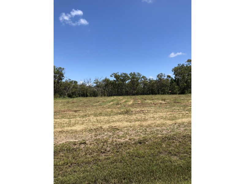 10 Hannah Court, Moore Park Beach QLD 4670