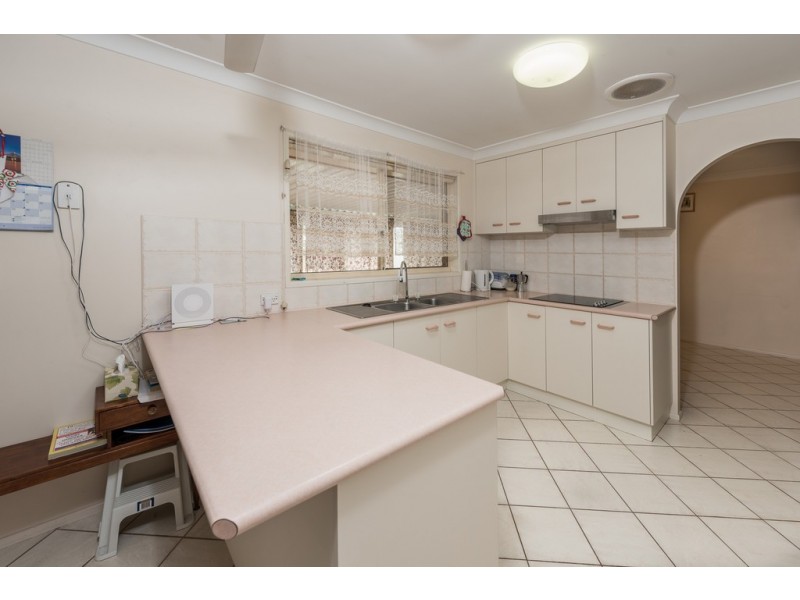 5 Tomlins Court, Avenell Heights QLD 4670