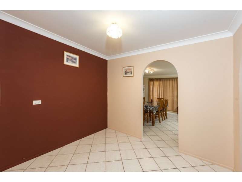 5 Tomlins Court, Avenell Heights QLD 4670