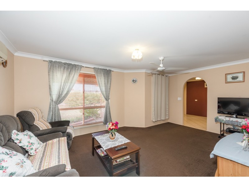 5 Tomlins Court, Avenell Heights QLD 4670