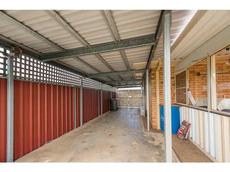 5 Tomlins Court, Avenell Heights QLD 4670