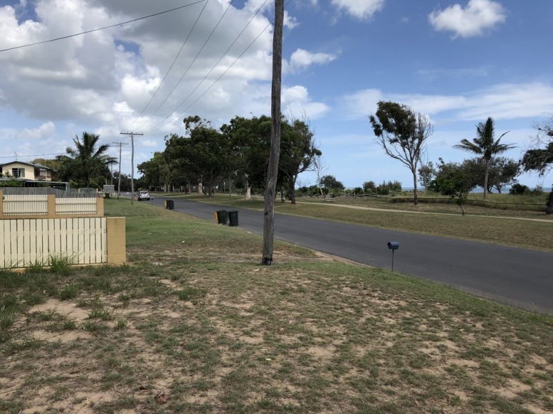 43 Pacific Boulevard, Moore Park Beach QLD 4670