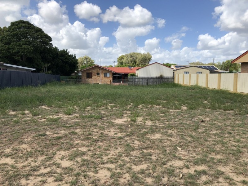 43 Pacific Boulevard, Moore Park Beach QLD 4670