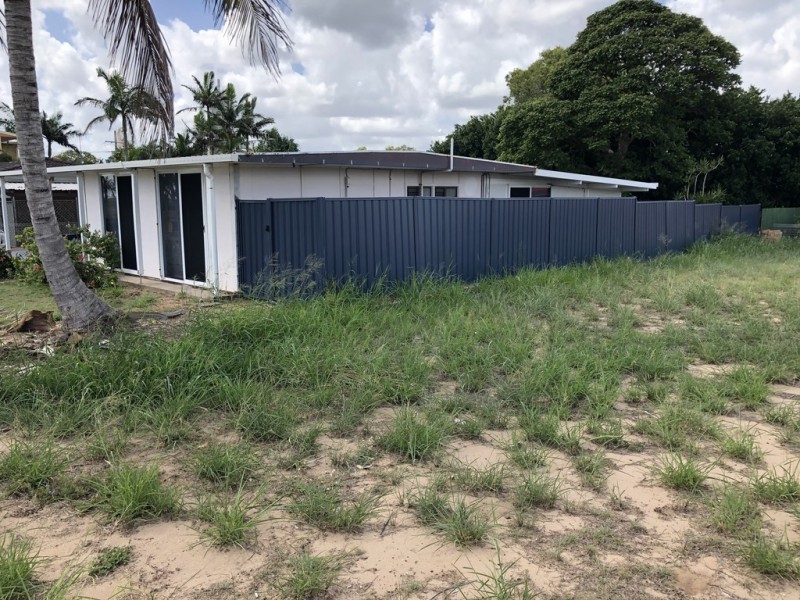 43 Pacific Boulevard, Moore Park Beach QLD 4670