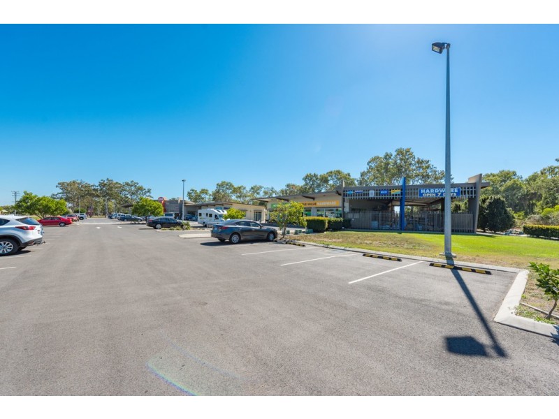 43 Pacific Boulevard, Moore Park Beach QLD 4670