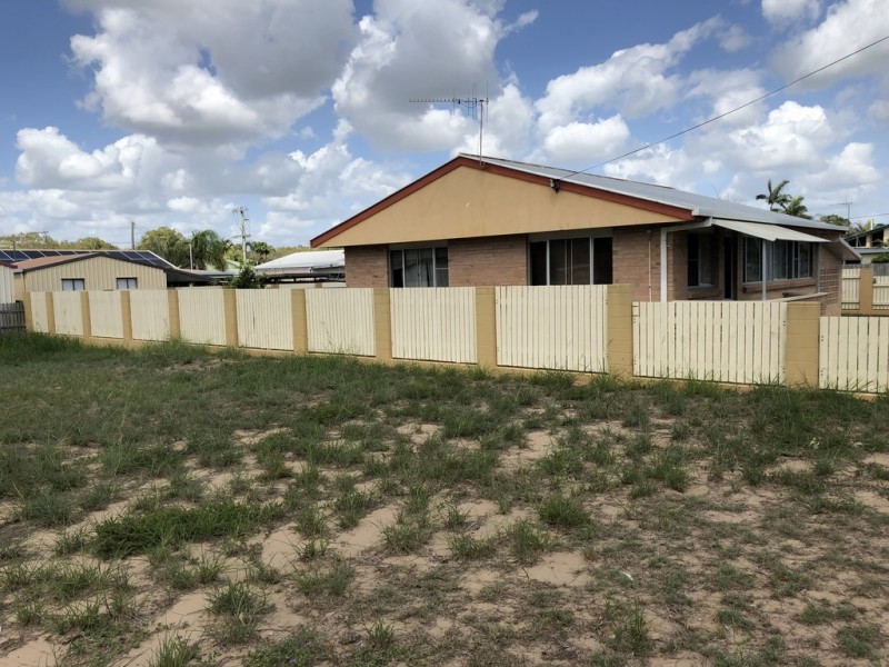 43 Pacific Boulevard, Moore Park Beach QLD 4670