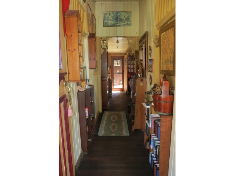 127 CHAVASSE DR, Wonbah QLD 4671