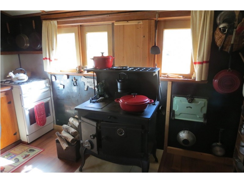 127 CHAVASSE DR, Wonbah QLD 4671