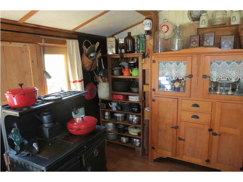 127 CHAVASSE DR, Wonbah QLD 4671