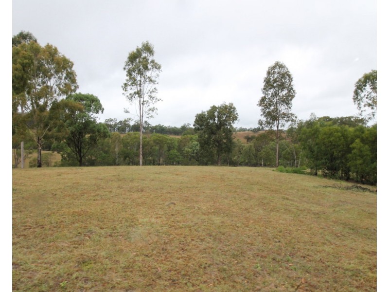 551 Sandy Camp Rd, Mount Perry QLD 4671