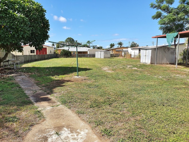 20 Gibson Street, Avenell Heights QLD 4670