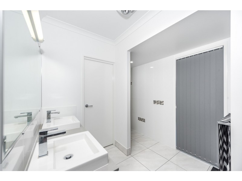 23 Palermo Avenue, Ashfield QLD 4670