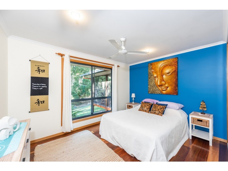 1 Woodlands Lane, Moore Park Beach QLD 4670
