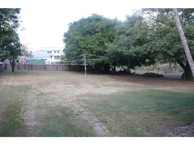 22 Scotland Street, Bundaberg East QLD 4670