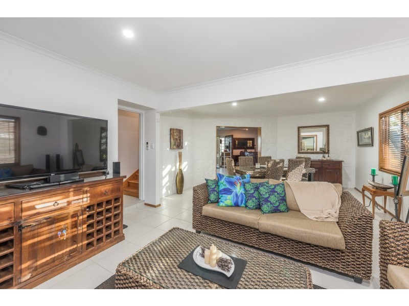 1 Tower Street, Moore Park Beach QLD 4670