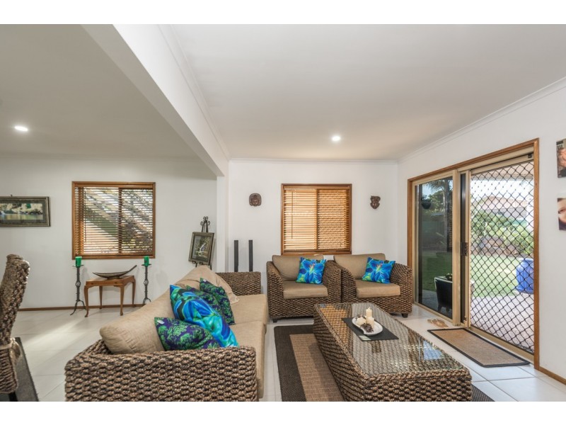 1 Tower Street, Moore Park Beach QLD 4670