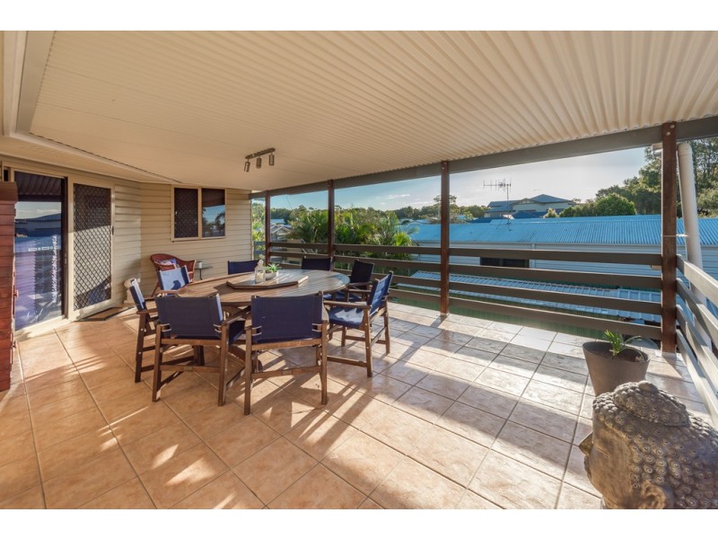 1 Tower Street, Moore Park Beach QLD 4670