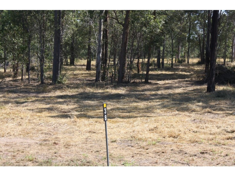38 Munro Court, Mcilwraith QLD 4671