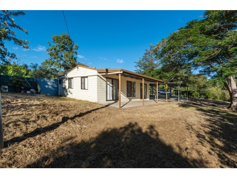 35 Hilltop Road, New Moonta QLD 4671