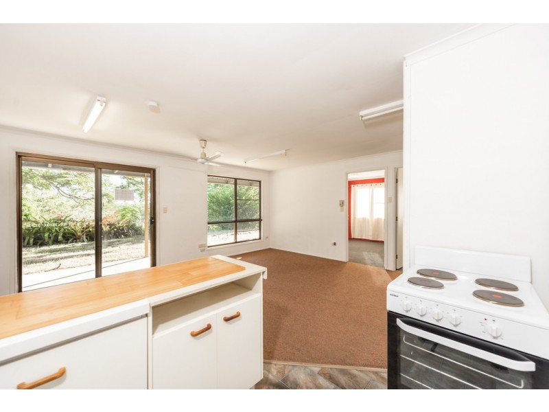 35 Hilltop Road, New Moonta QLD 4671