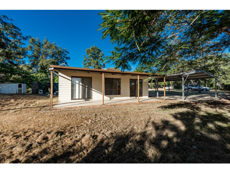 35 Hilltop Road, New Moonta QLD 4671