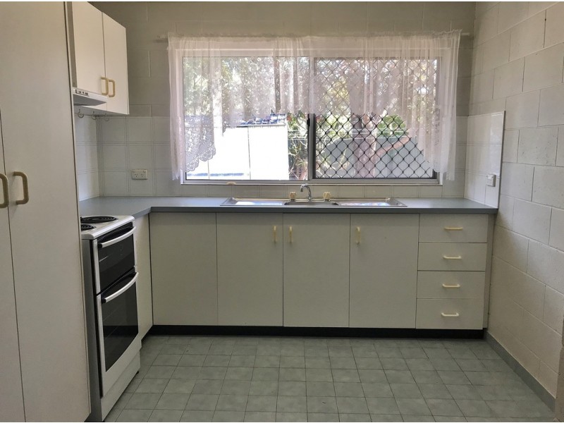 2/3a Kensington Street, Norville QLD 4670