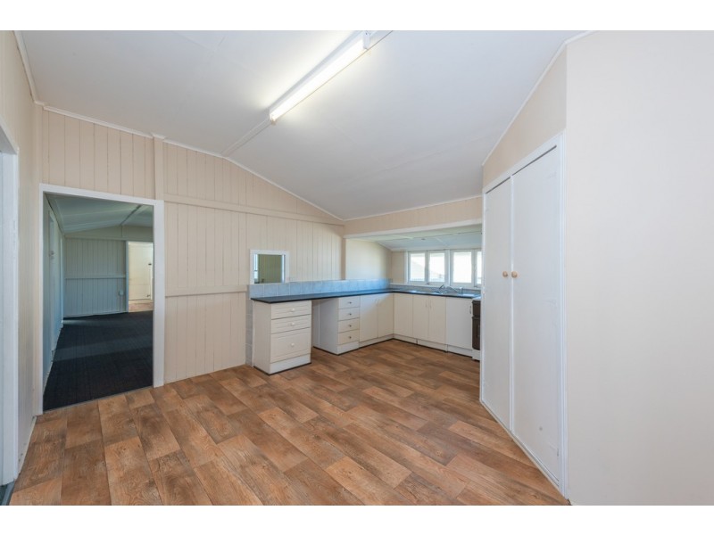 17 Mulgrave Street, Gin Gin QLD 4671
