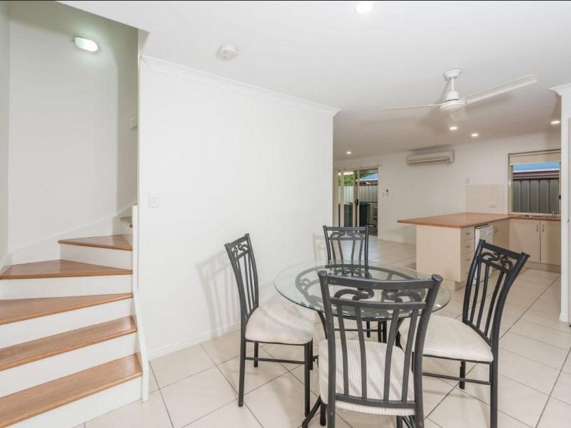 2/110 Woongarra Street, Bundaberg West QLD 4670