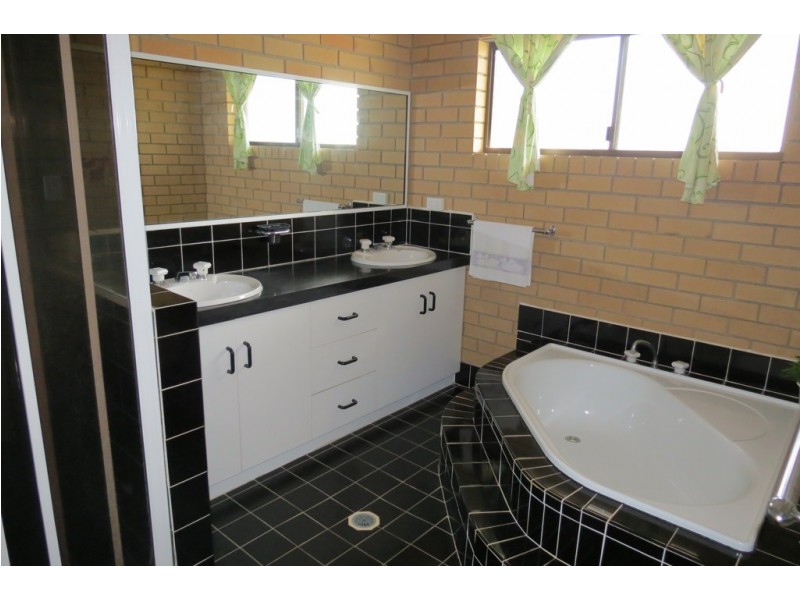 Rosedale QLD 4674