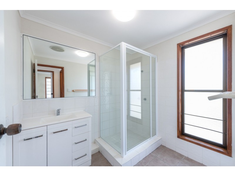 2/17A Branyan St, Bundaberg West QLD 4670