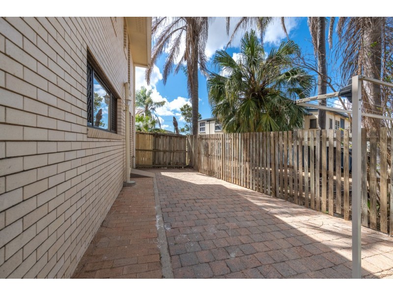 2/17A Branyan St, Bundaberg West QLD 4670