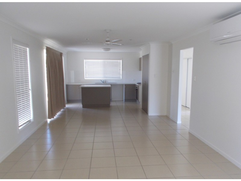 25 Malvern Drive, Moore Park Beach QLD 4670