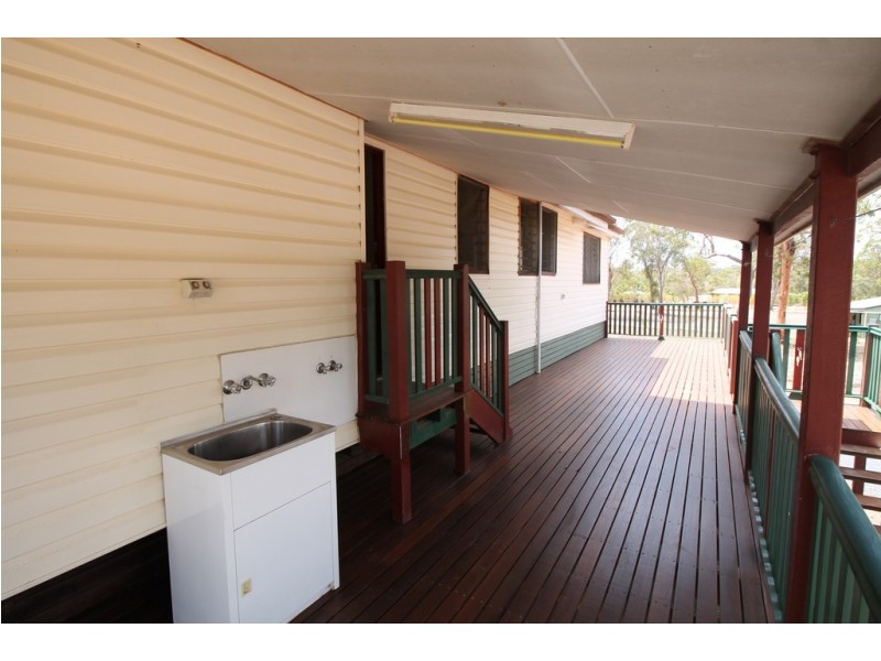 25 Oakview Drive, Redridge QLD 4660