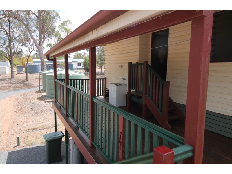 25 Oakview Drive, Redridge QLD 4660