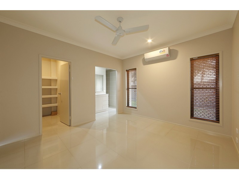 2 Villa Court, Ashfield QLD 4670