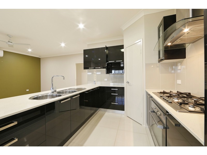 2 Villa Court, Ashfield QLD 4670