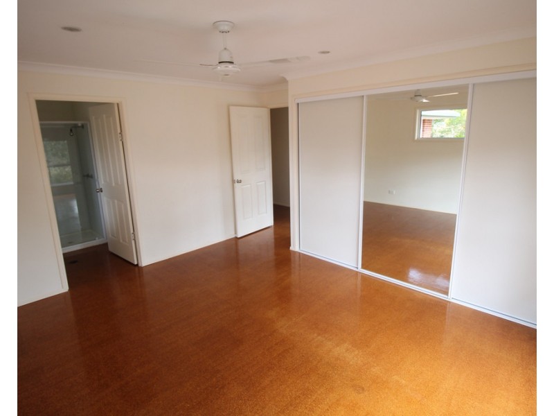 1 Melaleuca Court, Redridge QLD 4660
